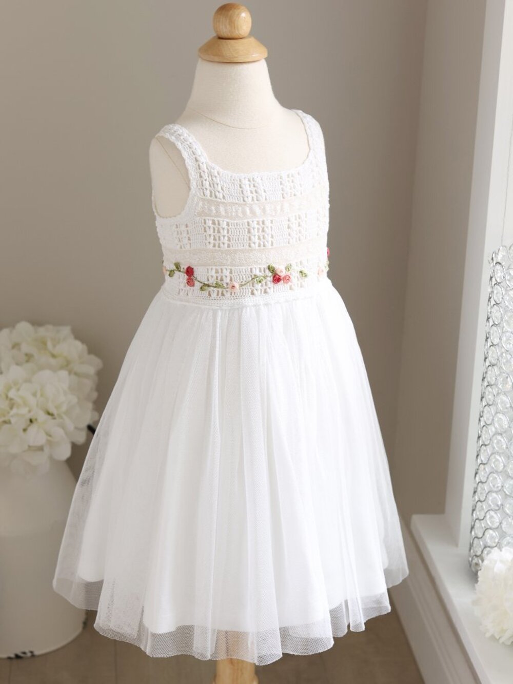 White Tulle 100% Cotton Crochet Dress Boutique Rare Find GORGEOUS New